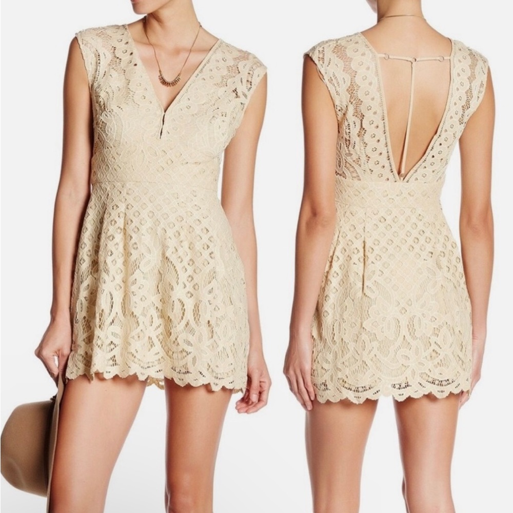 2/$50 cream colored Free People lace embroidered dress in size 0- MSRP$168.